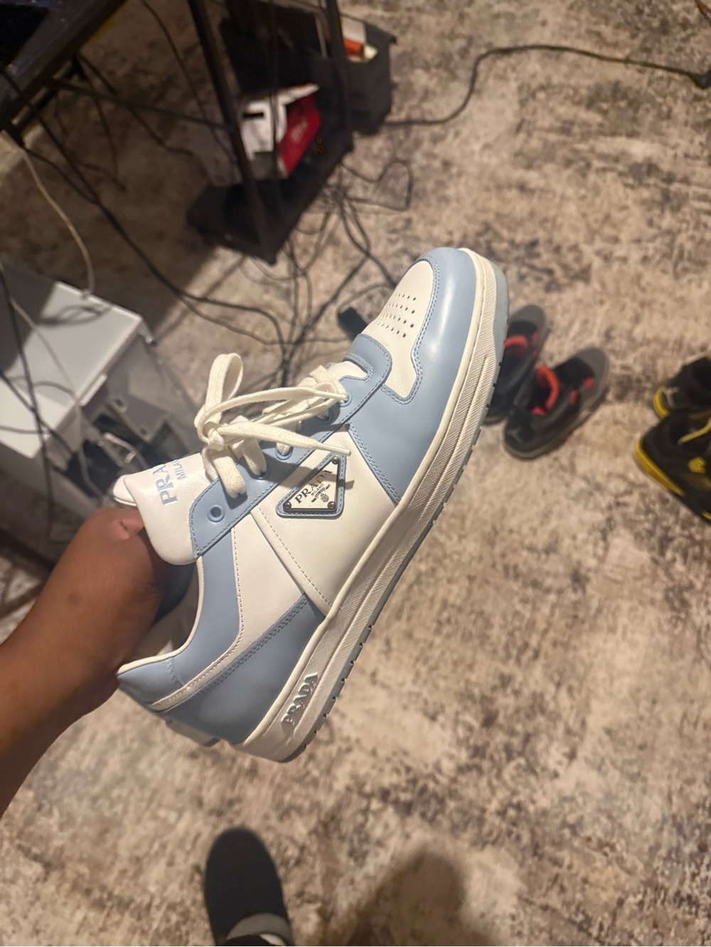 Men's Low-Top Sneakers in White and Light Blue